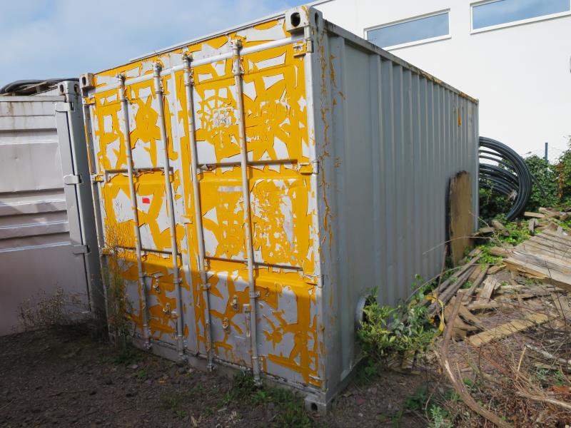 dobro vzdrževani gradbeni stroji in oprema <br>kot tudi tehnologija gradnje predorov.-1