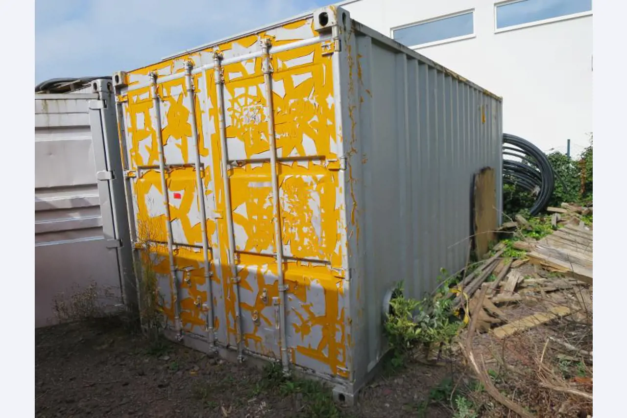 máquinas e equipamentos de construção bem conservados <br>bem como tecnologia de construção de túneis-1