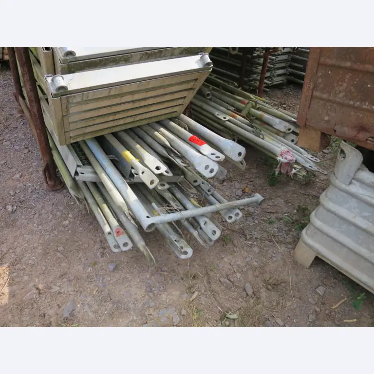 máquinas e equipamentos de construção bem conservados <br>bem como tecnologia de construção de túneis-2