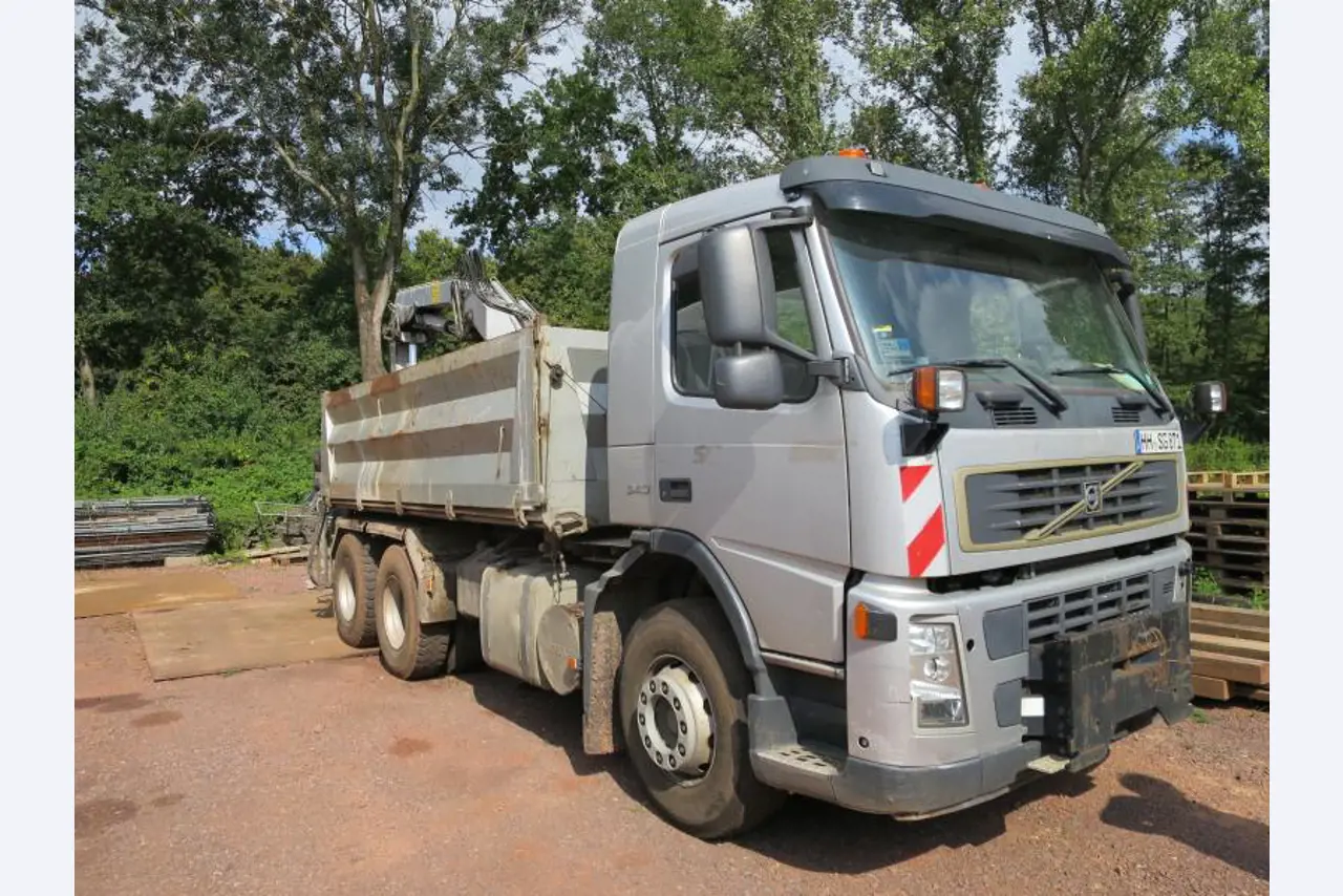 máquinas e equipamentos de construção bem conservados <br>bem como tecnologia de construção de túneis-1