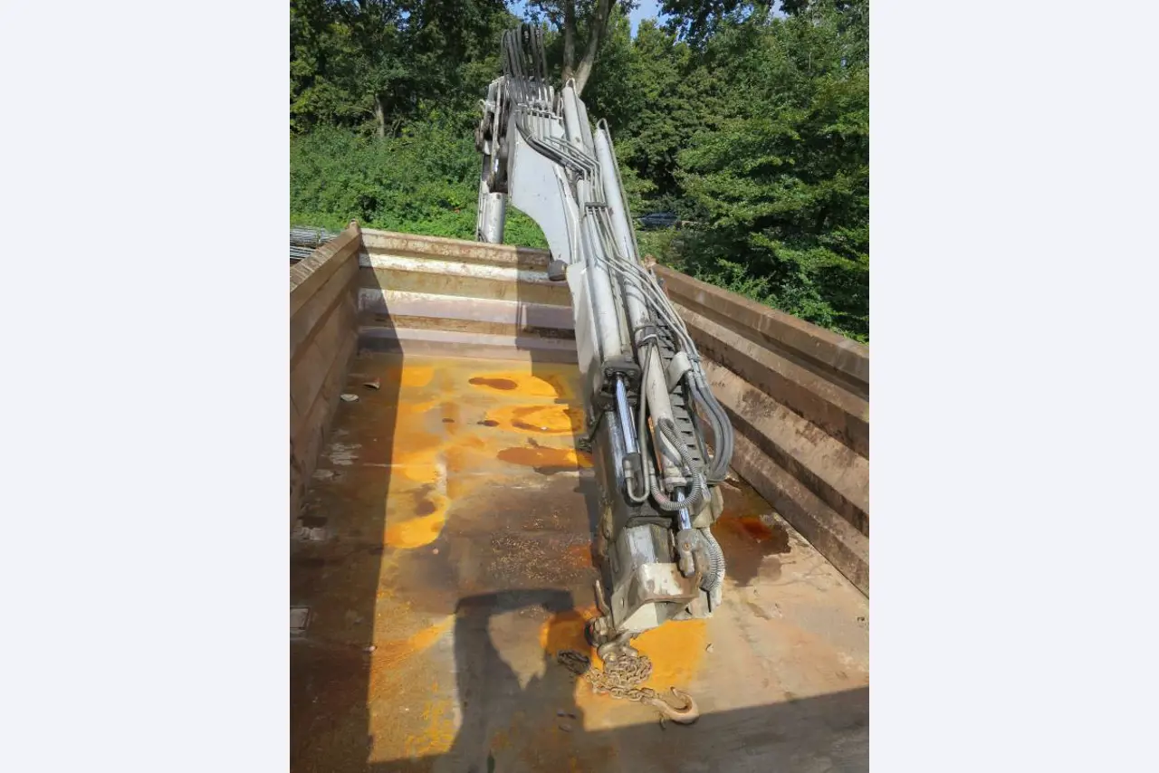 máquinas e equipamentos de construção bem conservados <br>bem como tecnologia de construção de túneis-3