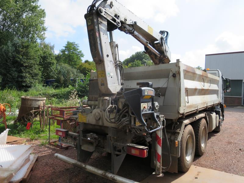 des machines et engins de chantier bien entretenus <br>ainsi que la technique de creusement des tunnels-4