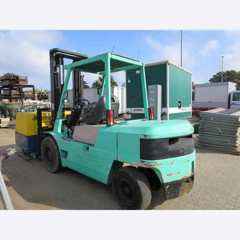 máquinas e equipamentos de construção bem conservados <br>bem como tecnologia de construção de túneis-2