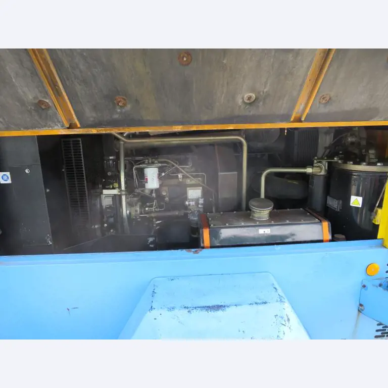 máquinas e equipamentos de construção bem conservados <br>bem como tecnologia de construção de túneis-3