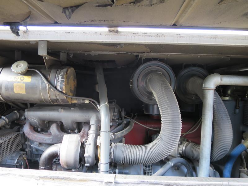 des machines et engins de chantier bien entretenus <br>ainsi que la technique de creusement des tunnels-4