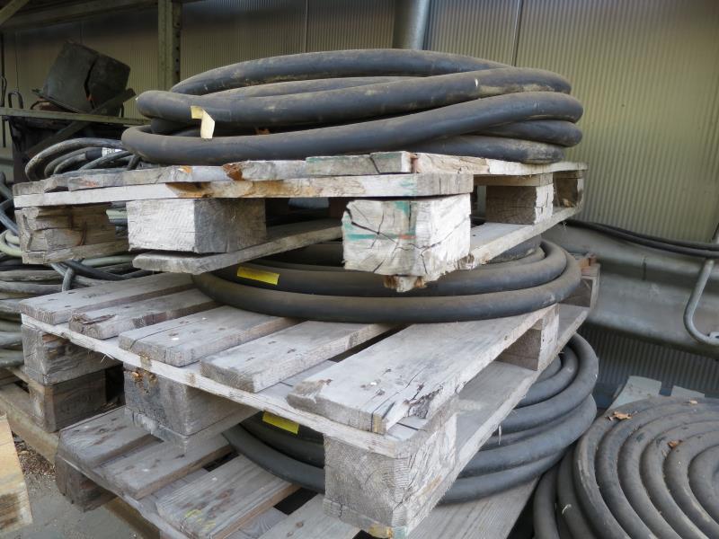 well-maintained construction machinery and equipment <br>as well as the tunneling technology-2