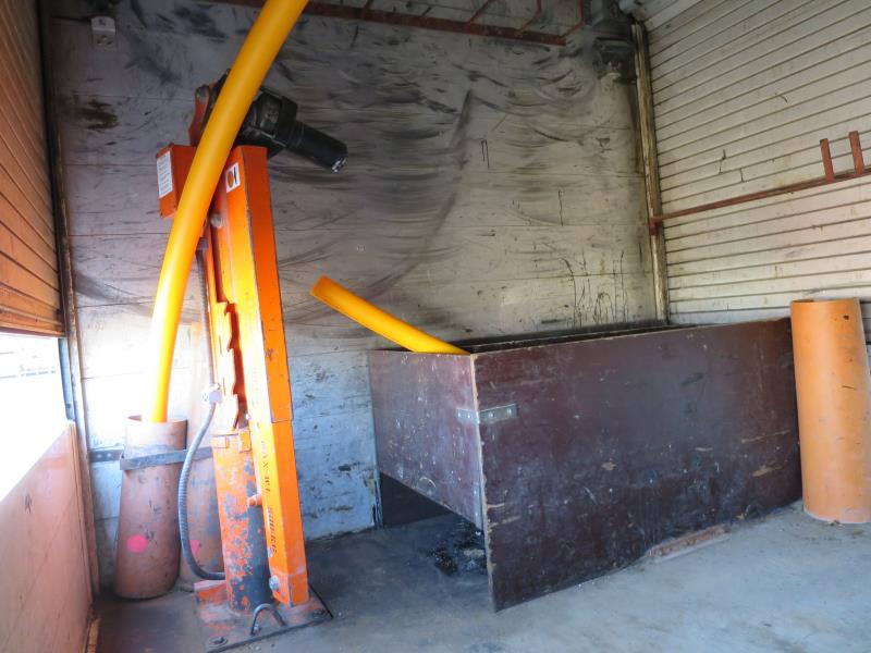 des machines et engins de chantier bien entretenus <br>ainsi que la technique de creusement des tunnels-4