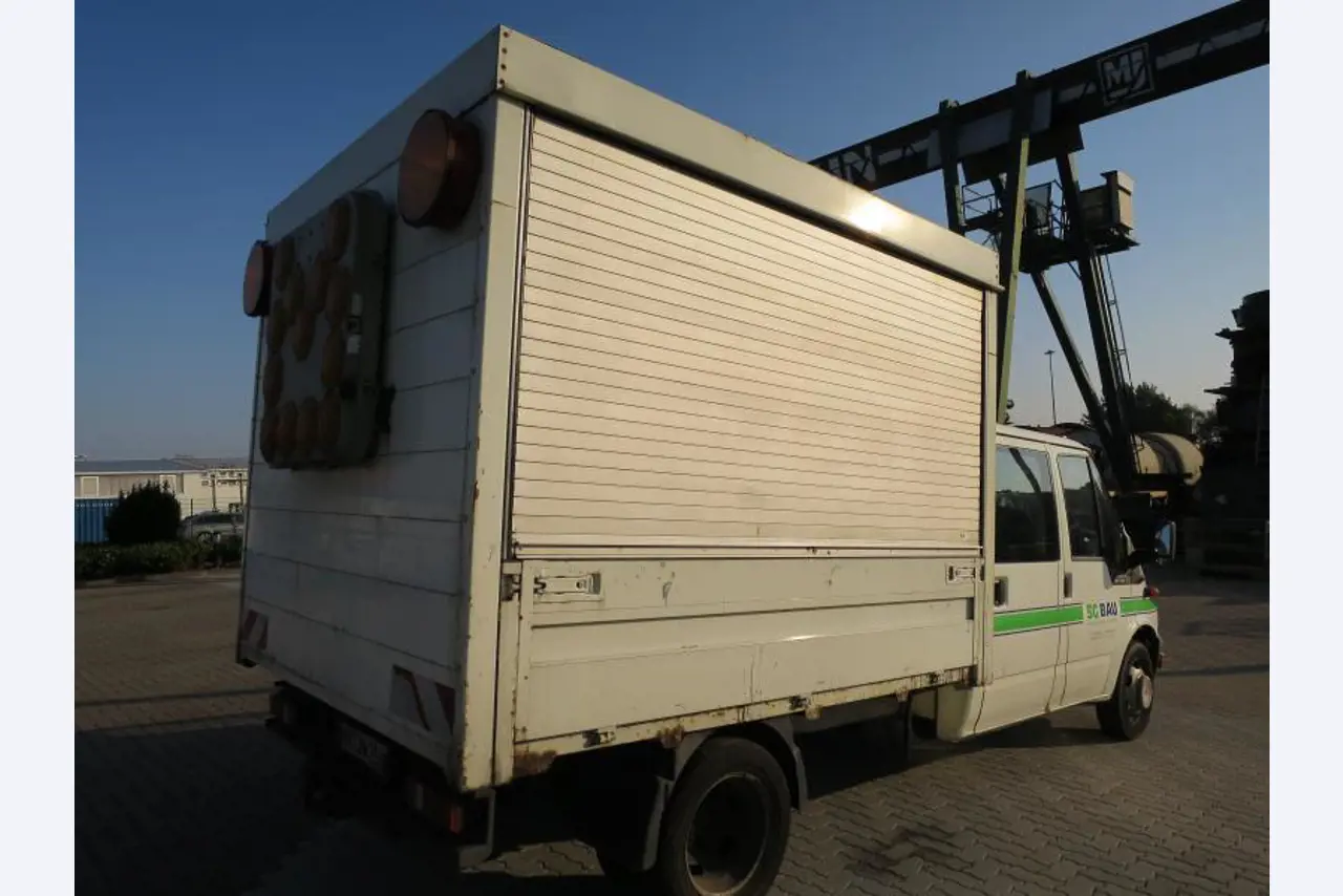 máquinas e equipamentos de construção bem conservados <br>bem como tecnologia de construção de túneis-6