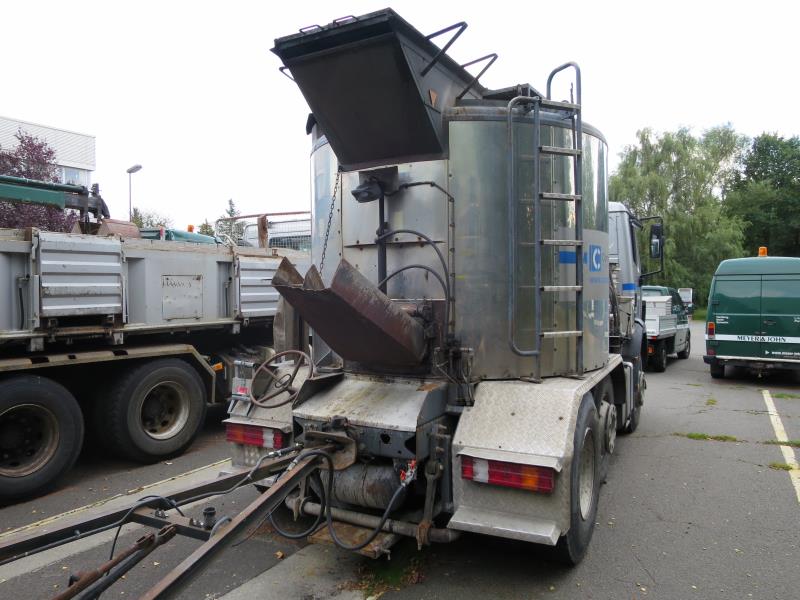 des machines et engins de chantier bien entretenus <br>ainsi que la technique de creusement des tunnels-3