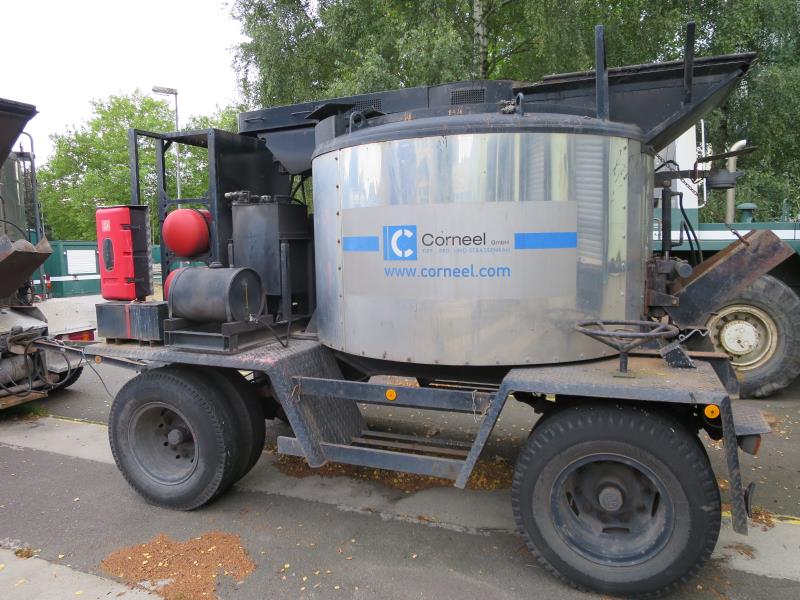 well-maintained construction machinery and equipment <br>as well as the tunneling technology-3