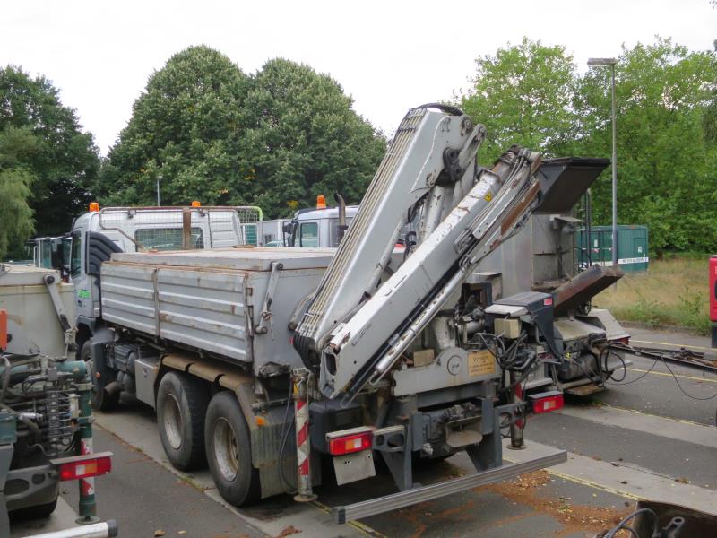 des machines et engins de chantier bien entretenus <br>ainsi que la technique de creusement des tunnels-3