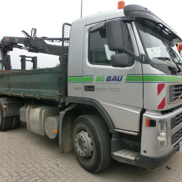 truck Volvo 300