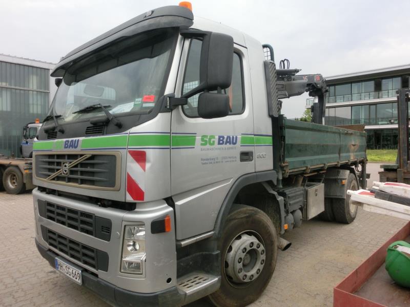 well-maintained construction machinery and equipment <br>as well as the tunneling technology-2