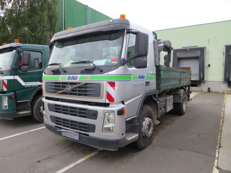 well-maintained construction machinery and equipment <br>as well as the tunneling technology-5