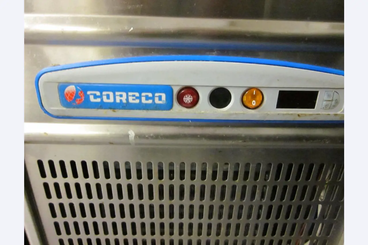 Jedilnica in oprema za jedilnico za hamburško finančno upravo-2