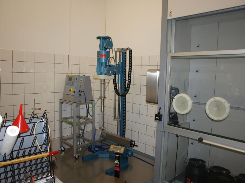 1 lot of paintings, prints and etching-1