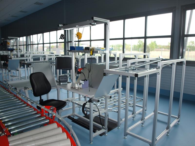 1 lot of paintings, prints and etching-9