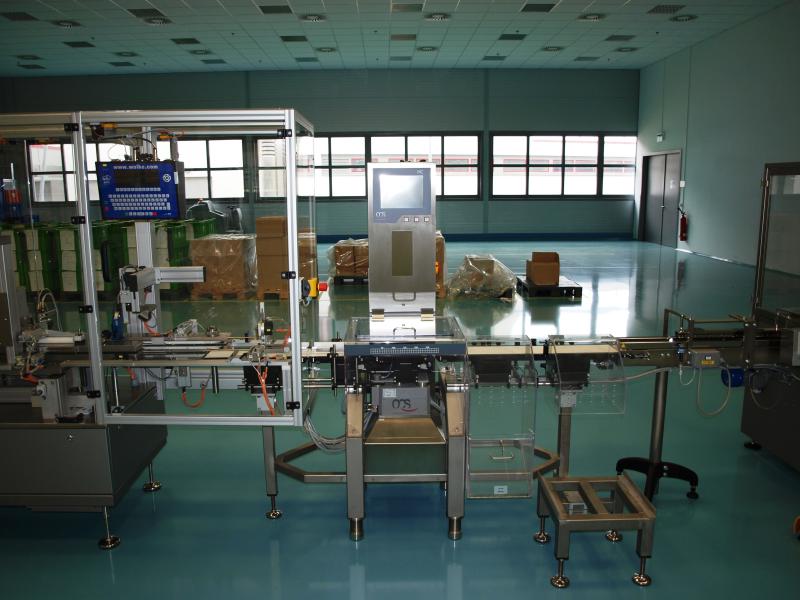 1 lot of paintings, prints and etching-2