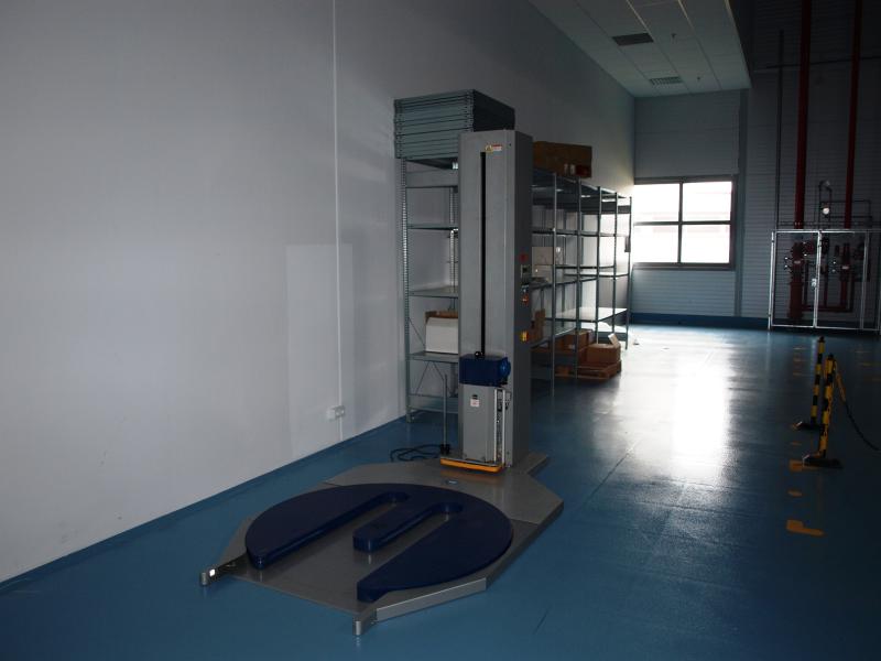 1 lot of paintings, prints and etching-1