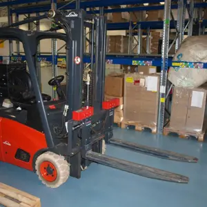 electric forklift  Linde E12