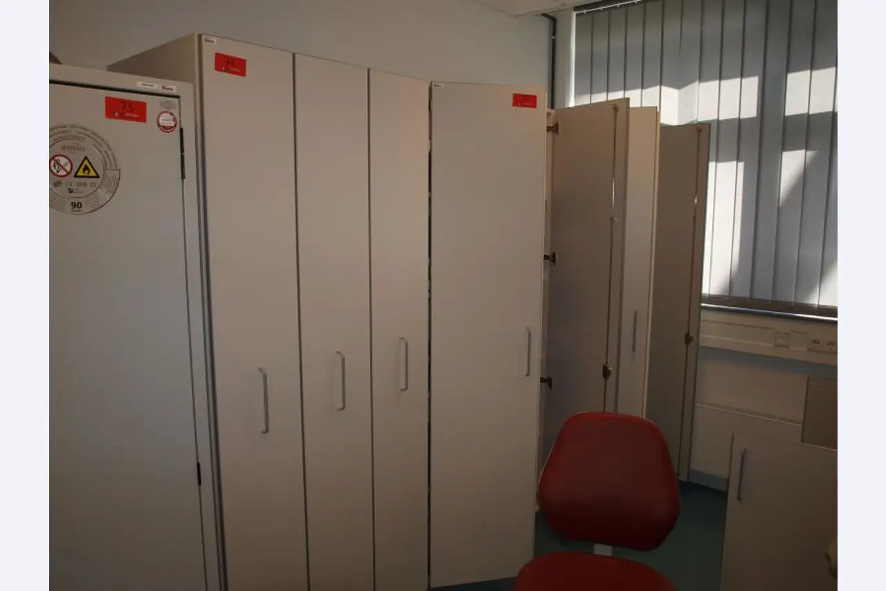 1 Posten Gemälde, Drucke und Radierung-1