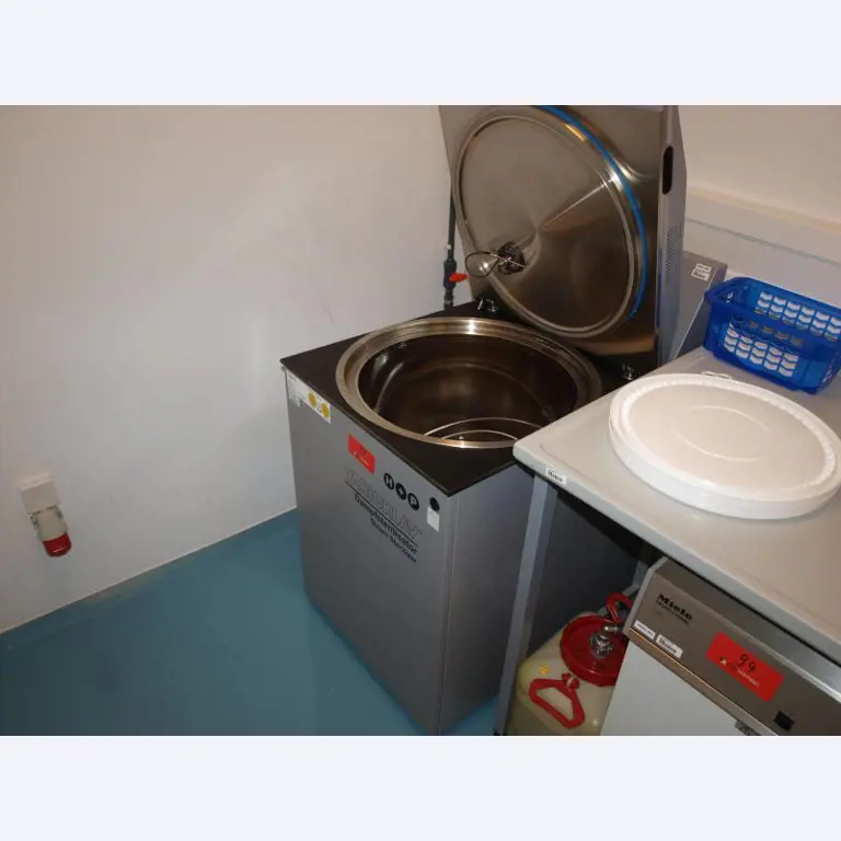 1 Posten Gemälde, Drucke und Radierung-1