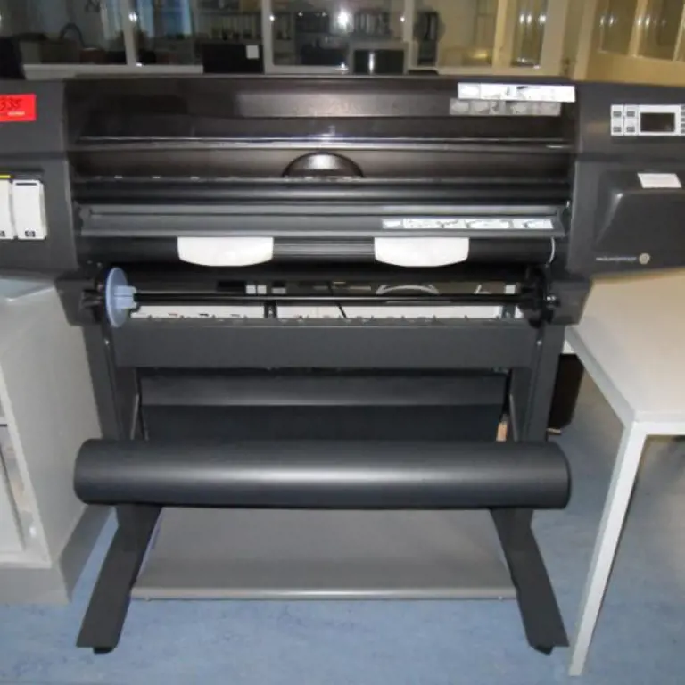 colour plotter HP DesignJet 1050 C