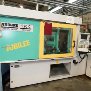 injection moulding machine Arburg Allrounder 520 C 2000/675