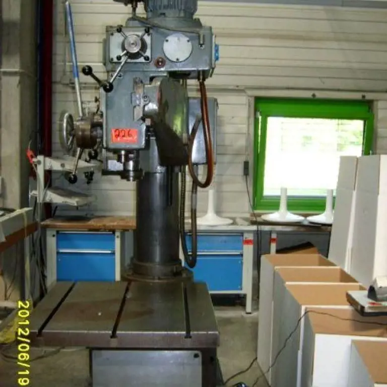 Radialbohrmaschine Alzmetall