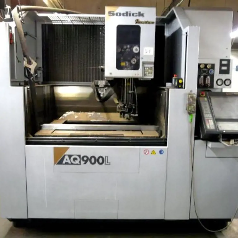 Drahterodiermaschine Sodick AQ 900 L