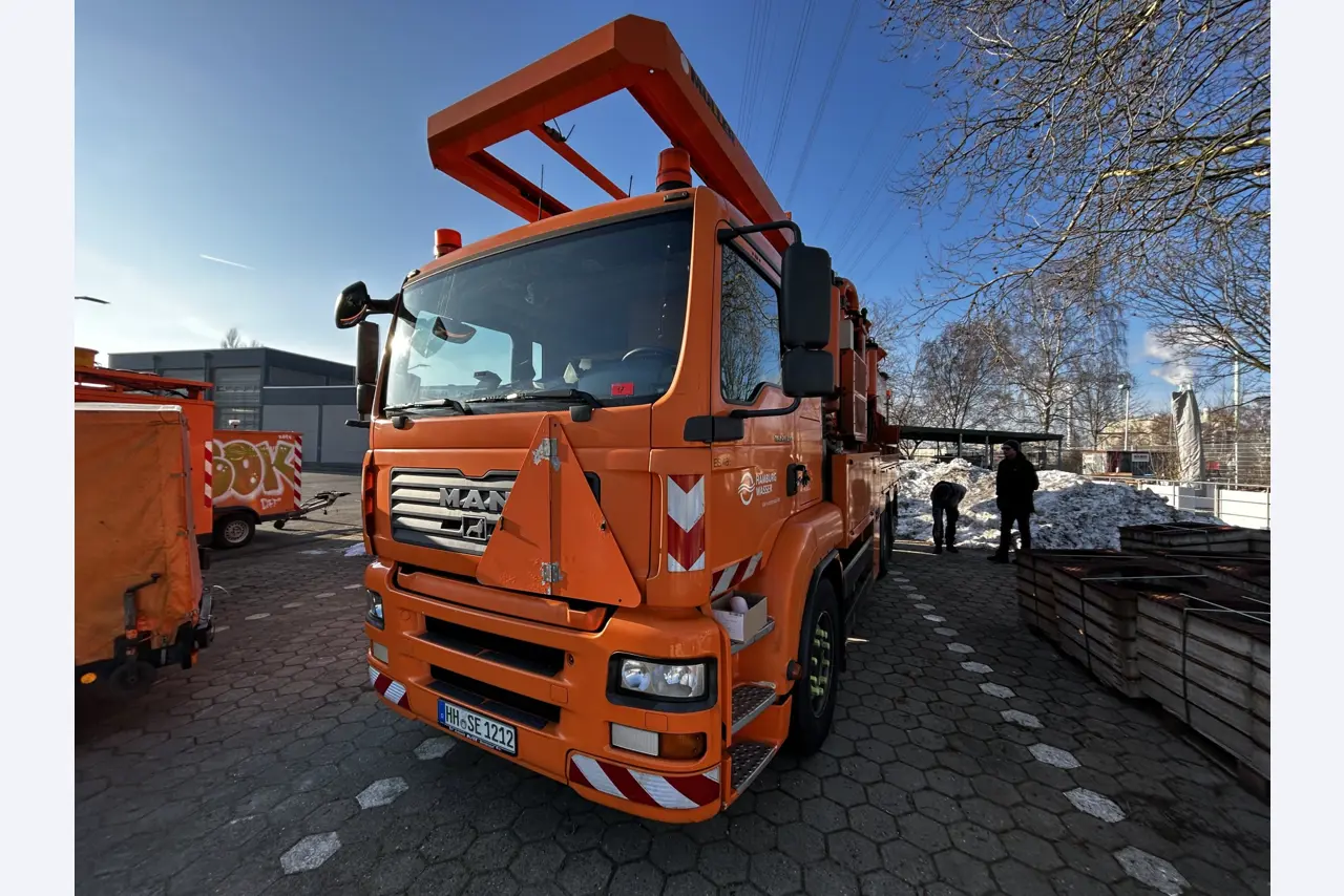 Mess/ Prüftechnik sowie div. Werkzeuge-1