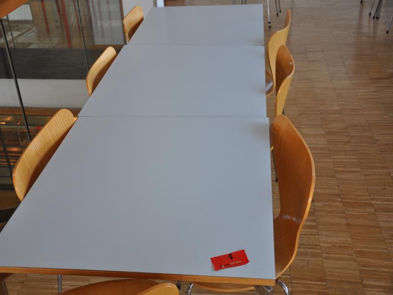 3 well-maintained emergency generators, A. van Kaick-13