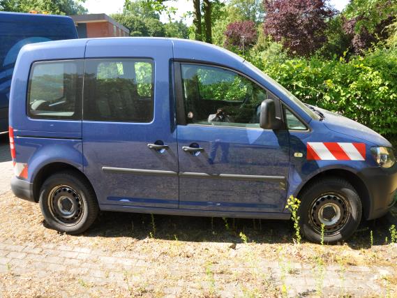 3 well-maintained emergency generators, A. van Kaick-3