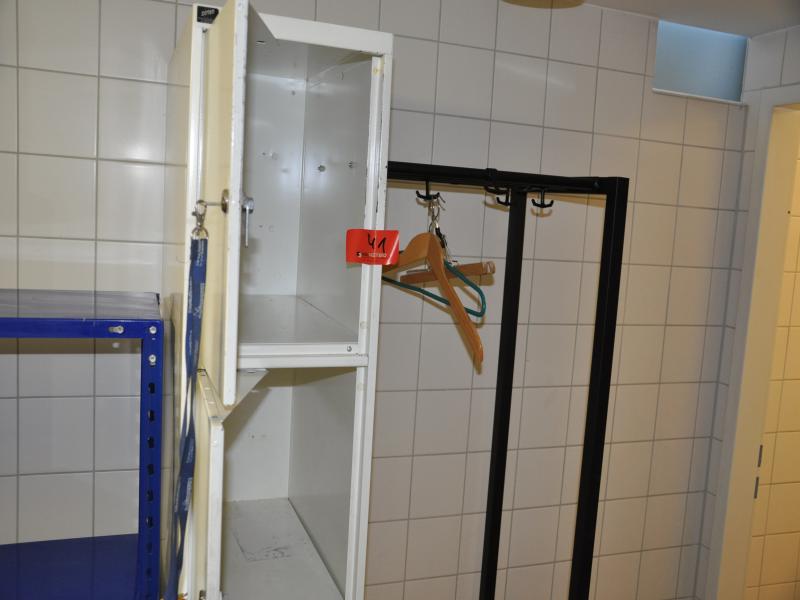 3 well-maintained emergency generators, A. van Kaick-28