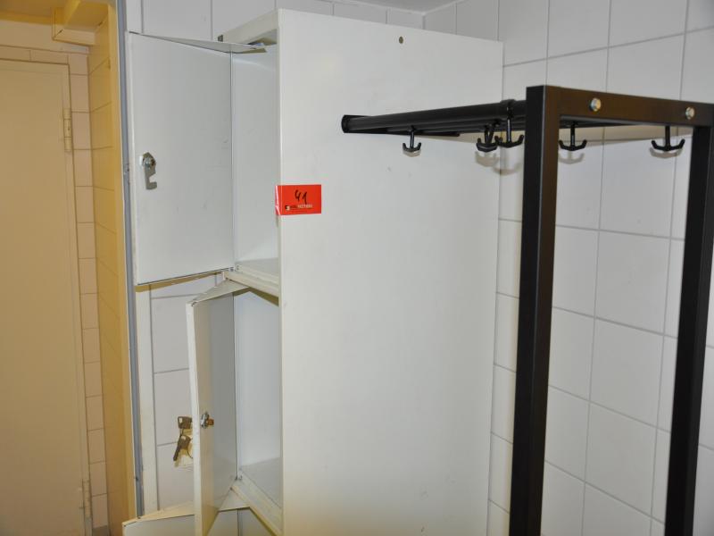 3 well-maintained emergency generators, A. van Kaick-30