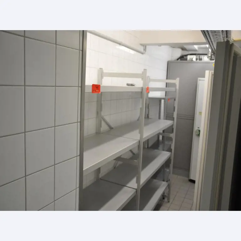 3 well-maintained emergency generators, A. van Kaick-34