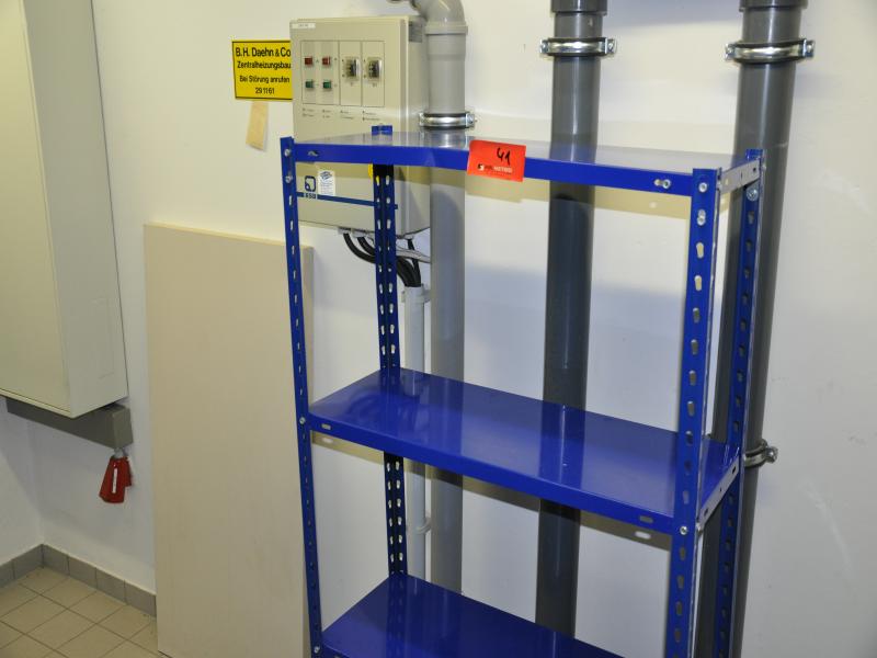 3 well-maintained emergency generators, A. van Kaick-39