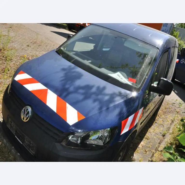 3 groupes électrogènes de secours bien entretenus, A. van Kaick-6