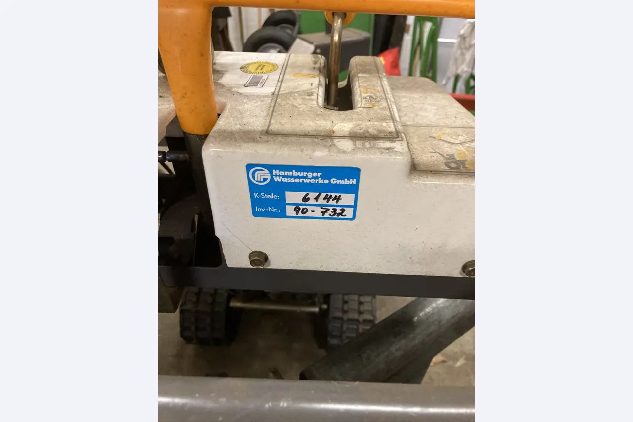 hochwertige Laborgeräte der städtischen Wasserversorgung-2