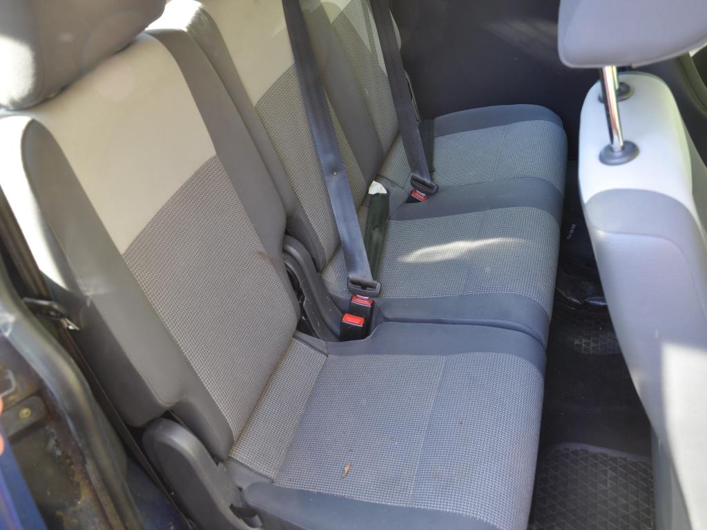 Hochwertiges Laborequipment der städtischen Wasserversorgung-7