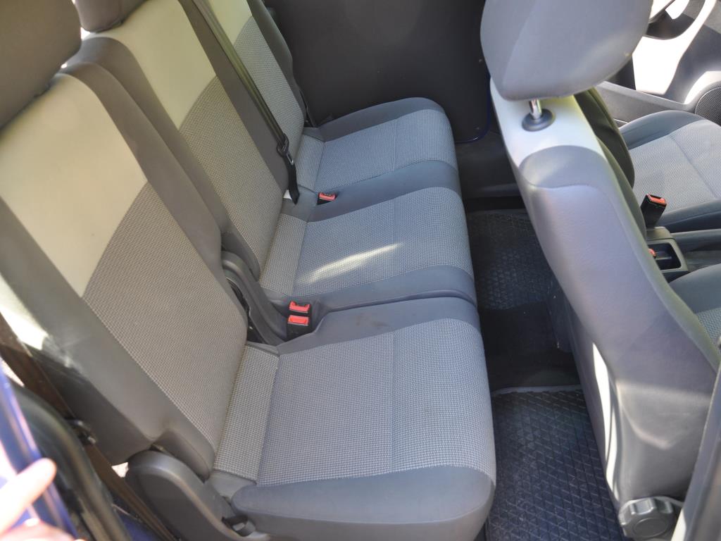 Hochwertiges Laborequipment der städtischen Wasserversorgung-11