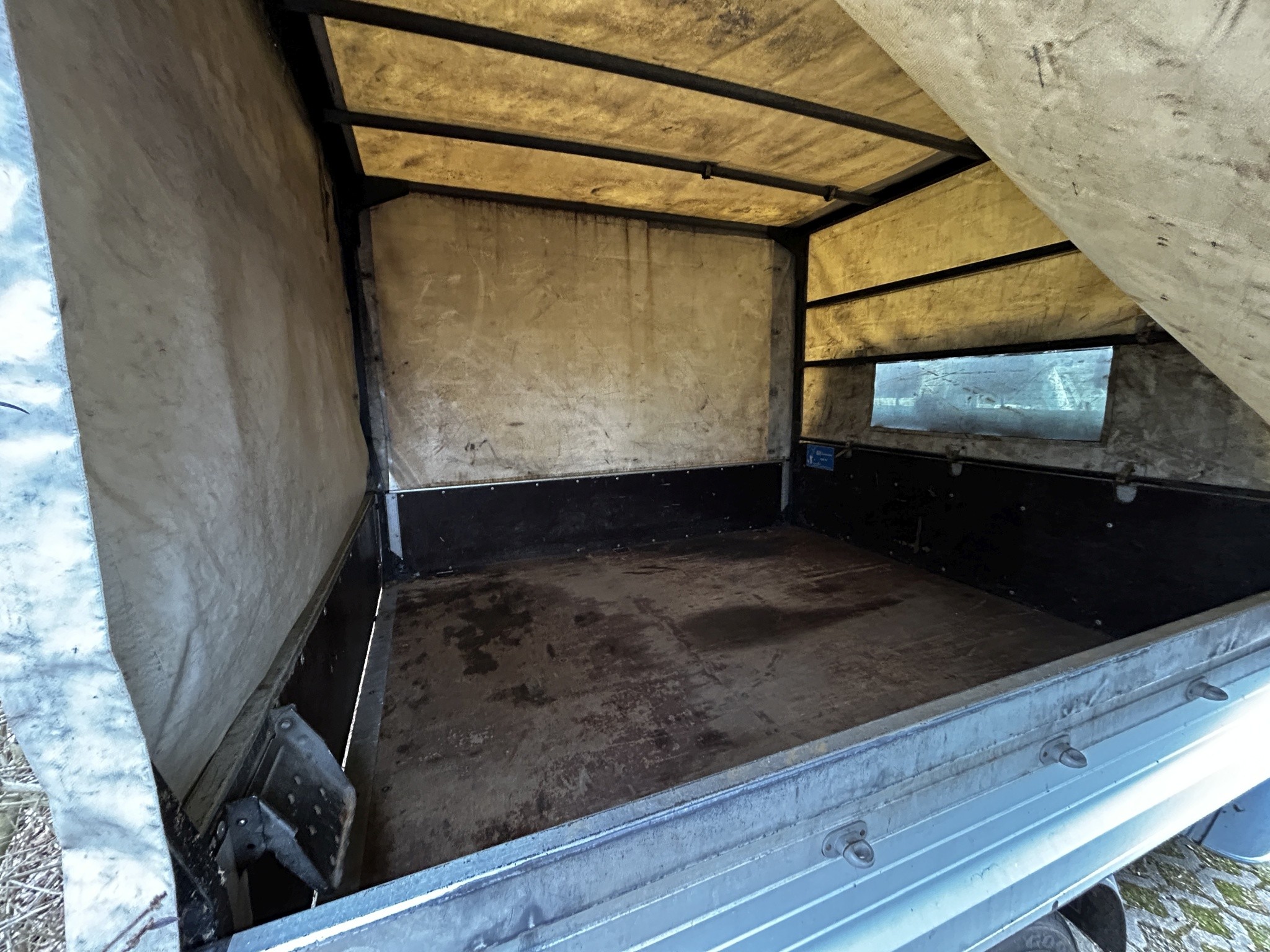 dobro vzdrževana vozila občinskih, komunalnih in drugih javnih organov-16