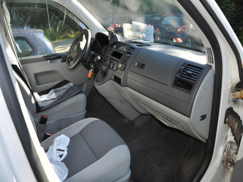 Hochwertiges Laborequipment der städtischen Wasserversorgung-10