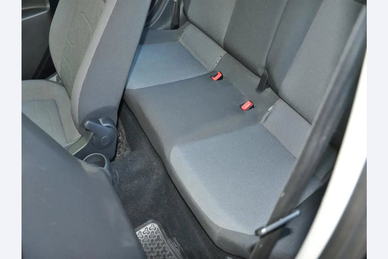 Hochwertiges Laborequipment der städtischen Wasserversorgung-8