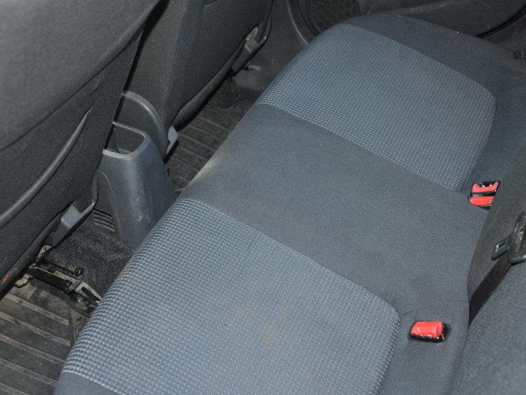 Hochwertiges Laborequipment der städtischen Wasserversorgung-10