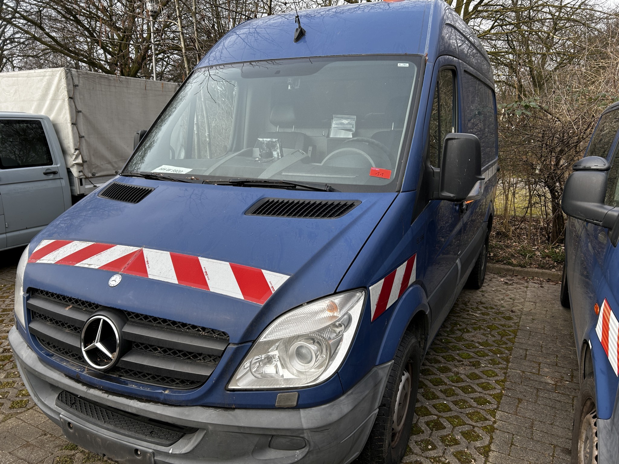 Gepflegtes Laborequipment aus Behördenbestand
-2