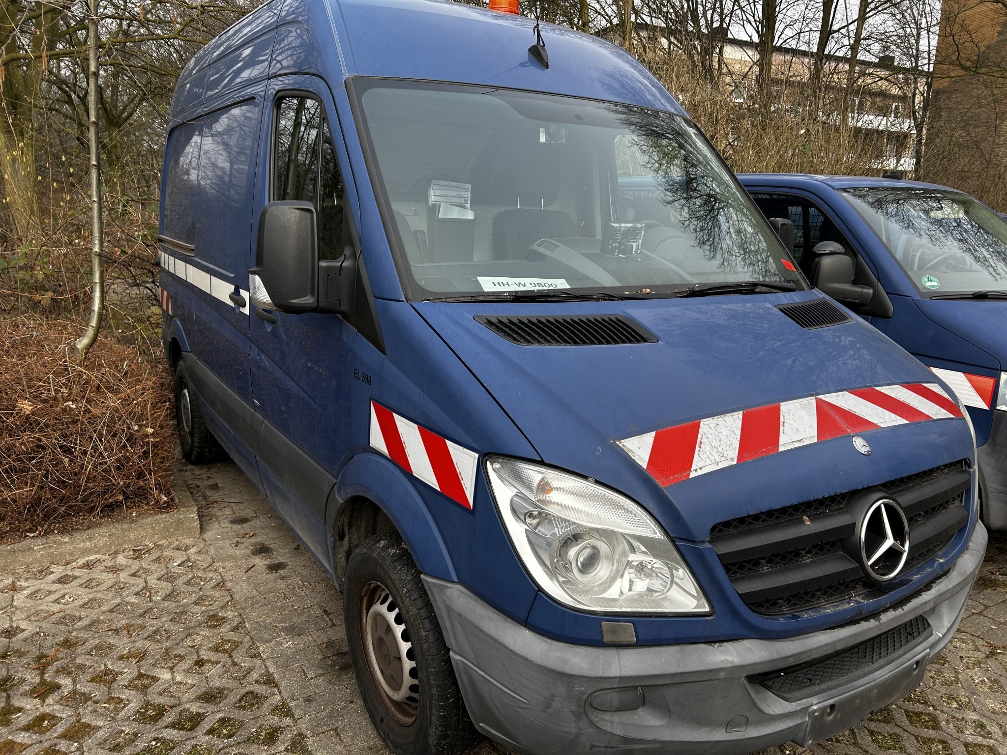 Gepflegtes Laborequipment aus Behördenbestand
-3