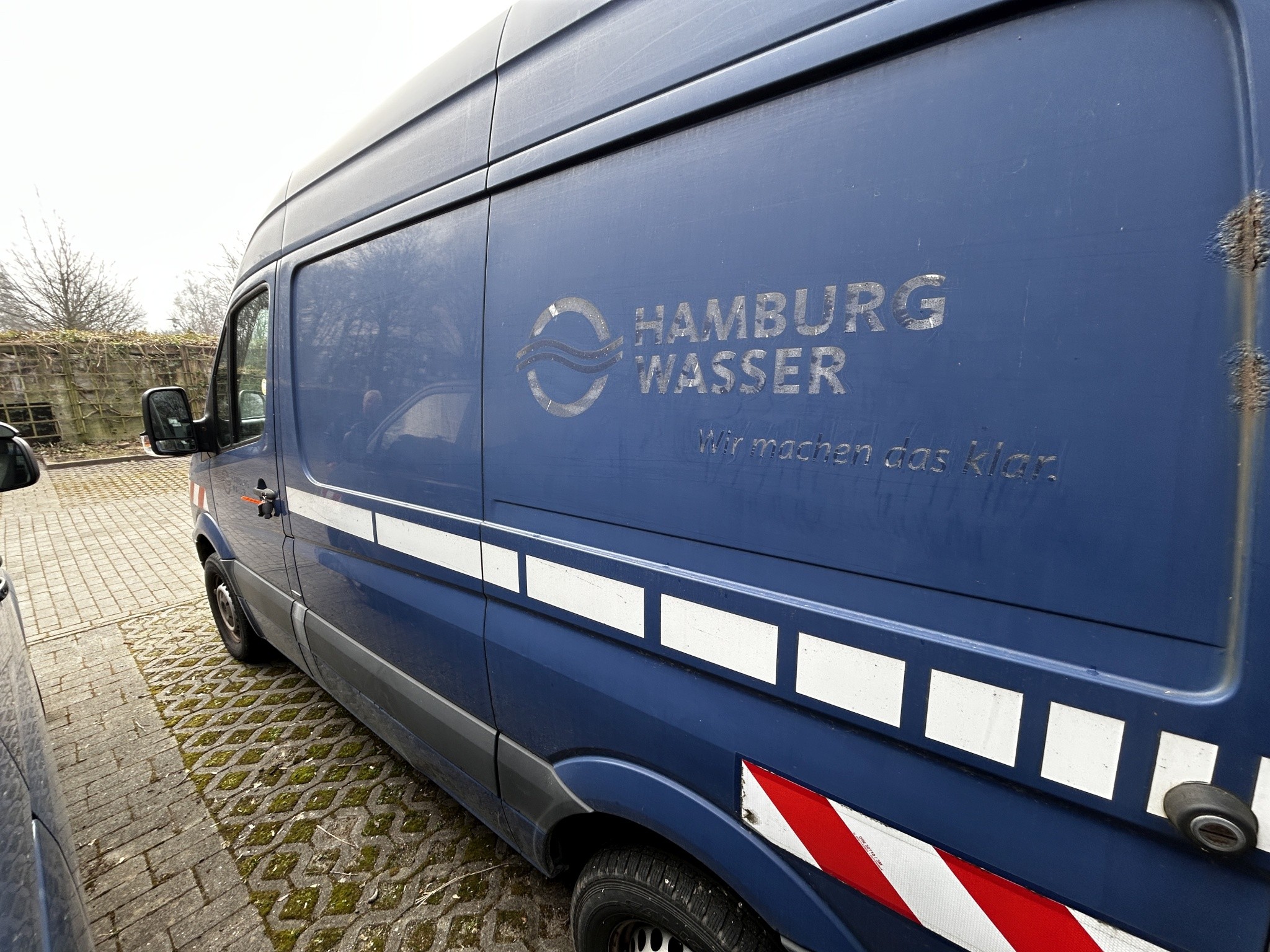 Gepflegtes Laborequipment aus Behördenbestand
-8