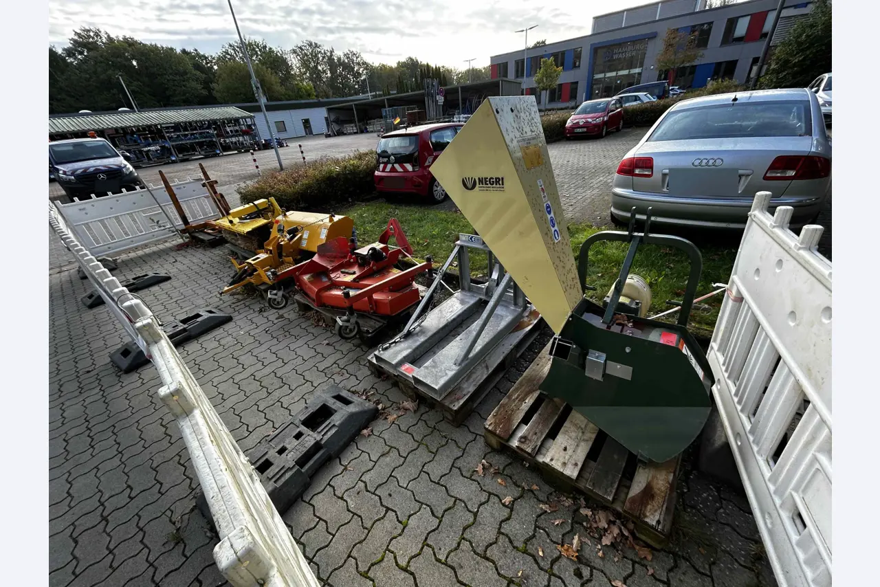 hochwertige Laborgeräte der städtischen Wasserversorgung-1
