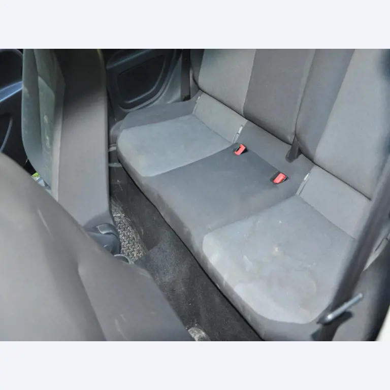 Hochwertiges Laborequipment der städtischen Wasserversorgung-7